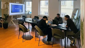 Blick auf eine Teststationen beim Usability Testessen